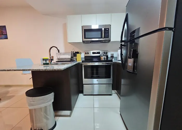 Charming Retreat Heredia: Your Home Away From Home