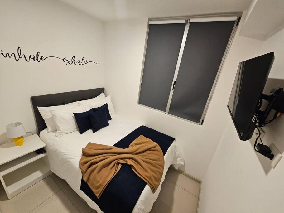 Charming Retreat Heredia: Your Away From *