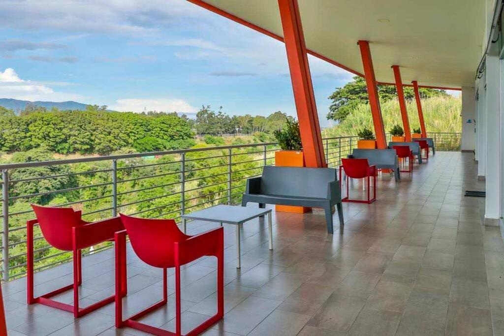 Charming Retreat Heredia: Your Away From * Heredia